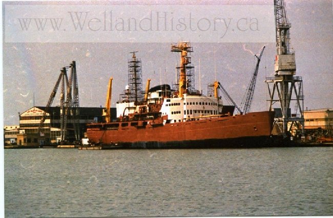image Ship Sir John A MacDonald 1987-882.jpg